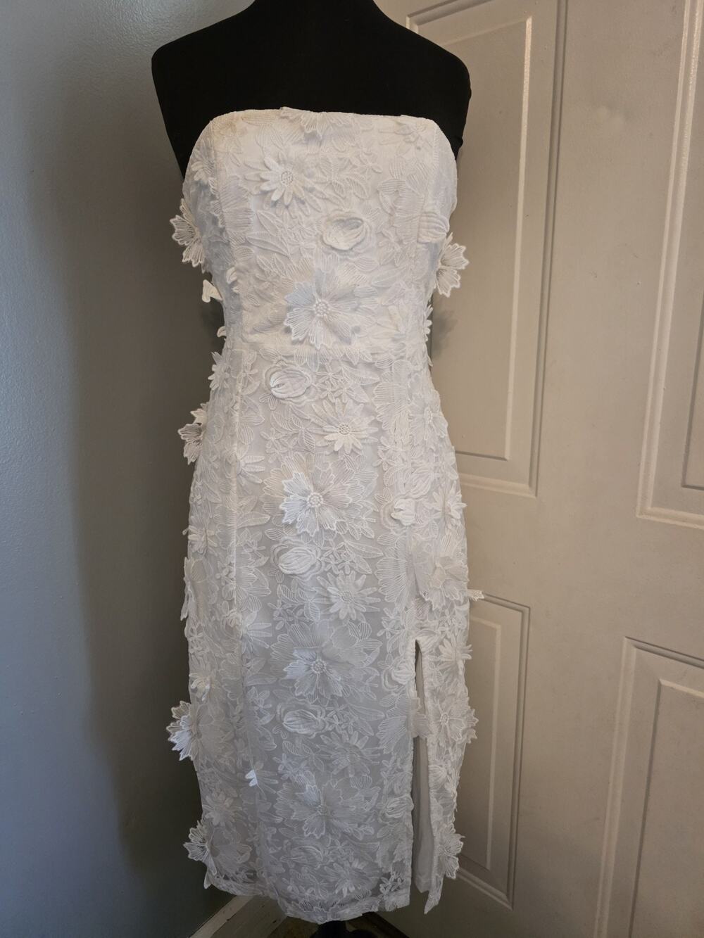 Lulus White Lace Strapless Dress Size M Bridal Shower Bachelorette Coquette
